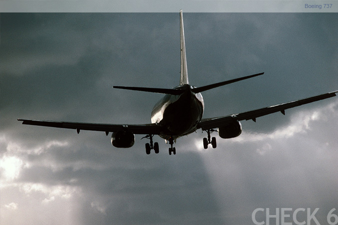 Boeing 737 Landing